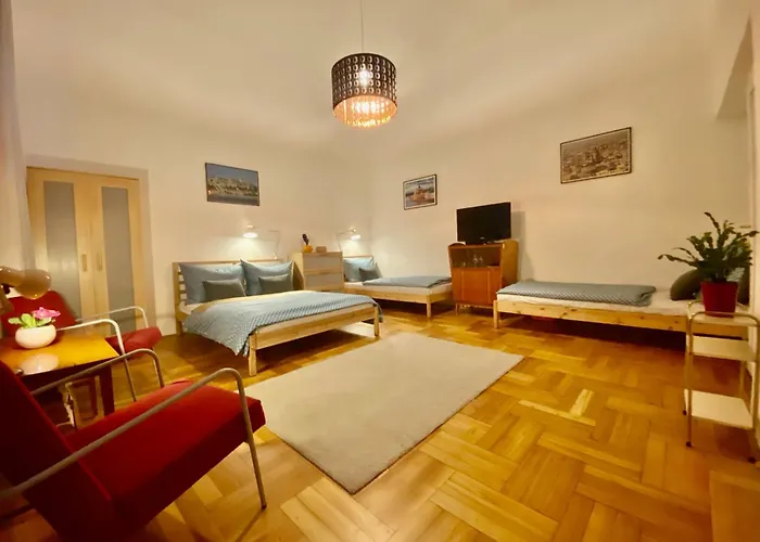 Astoria Center 8 * Budapesta